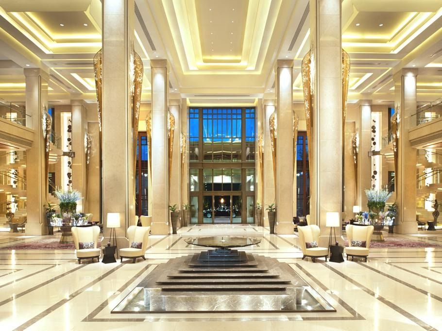 Luxurious Entrance Lobby